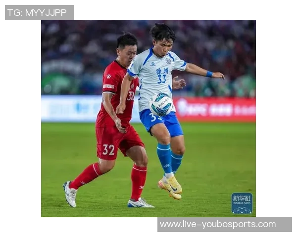 江苏法尔胜足球队奋勇拼搏努力追逐梦想与荣耀的旅程